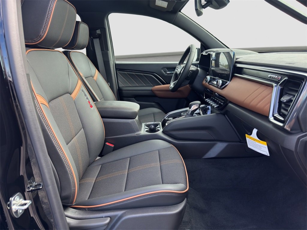 New 2026 GMC Canyon AT4 image 28