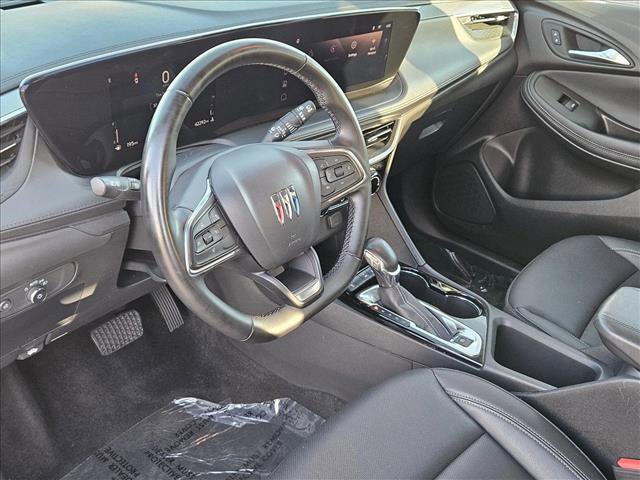Used 2024 Buick Encore GX Sport Touring image 10
