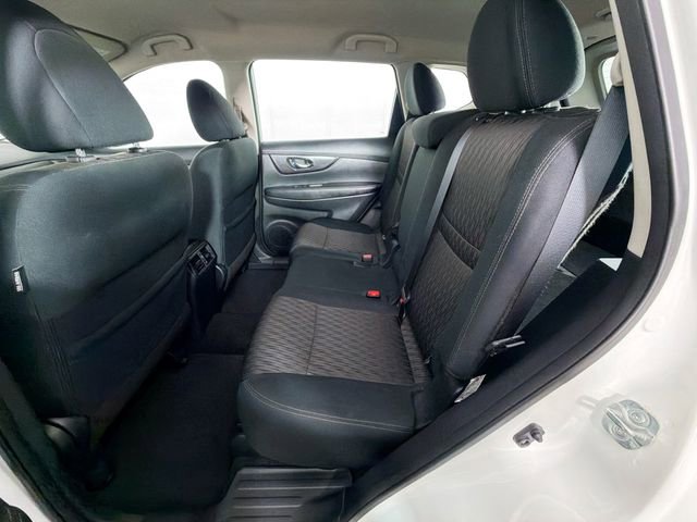 Used 2018 Nissan Rogue S FWD image 23
