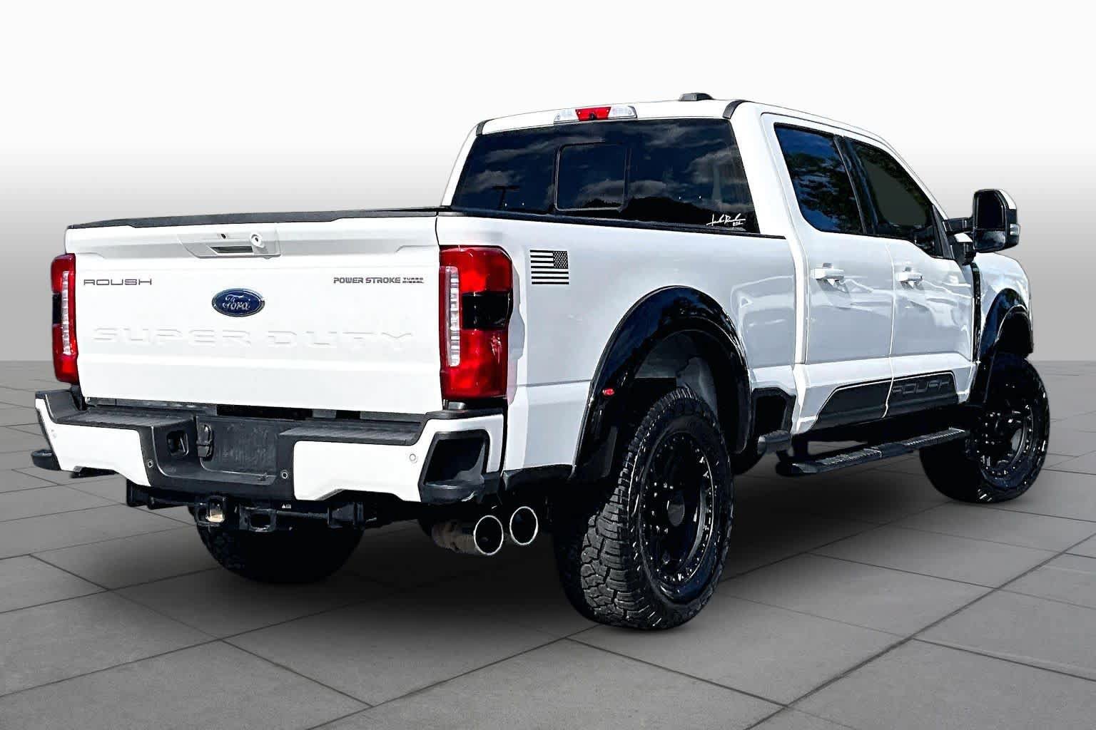 Used 2023 Ford F250 Lariat w/ Lariat Ultimate Package AWD/4WD image 13