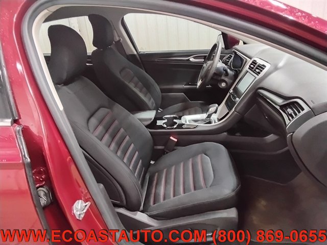 Used 2015 Ford Fusion SE FWD image 14