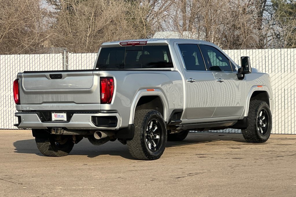 Used 2023 GMC Sierra 2500 Denali image 4