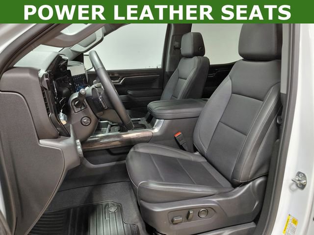 Used 2025 Chevrolet Silverado 1500 LTZ w/ LTZ Premium Package image 3