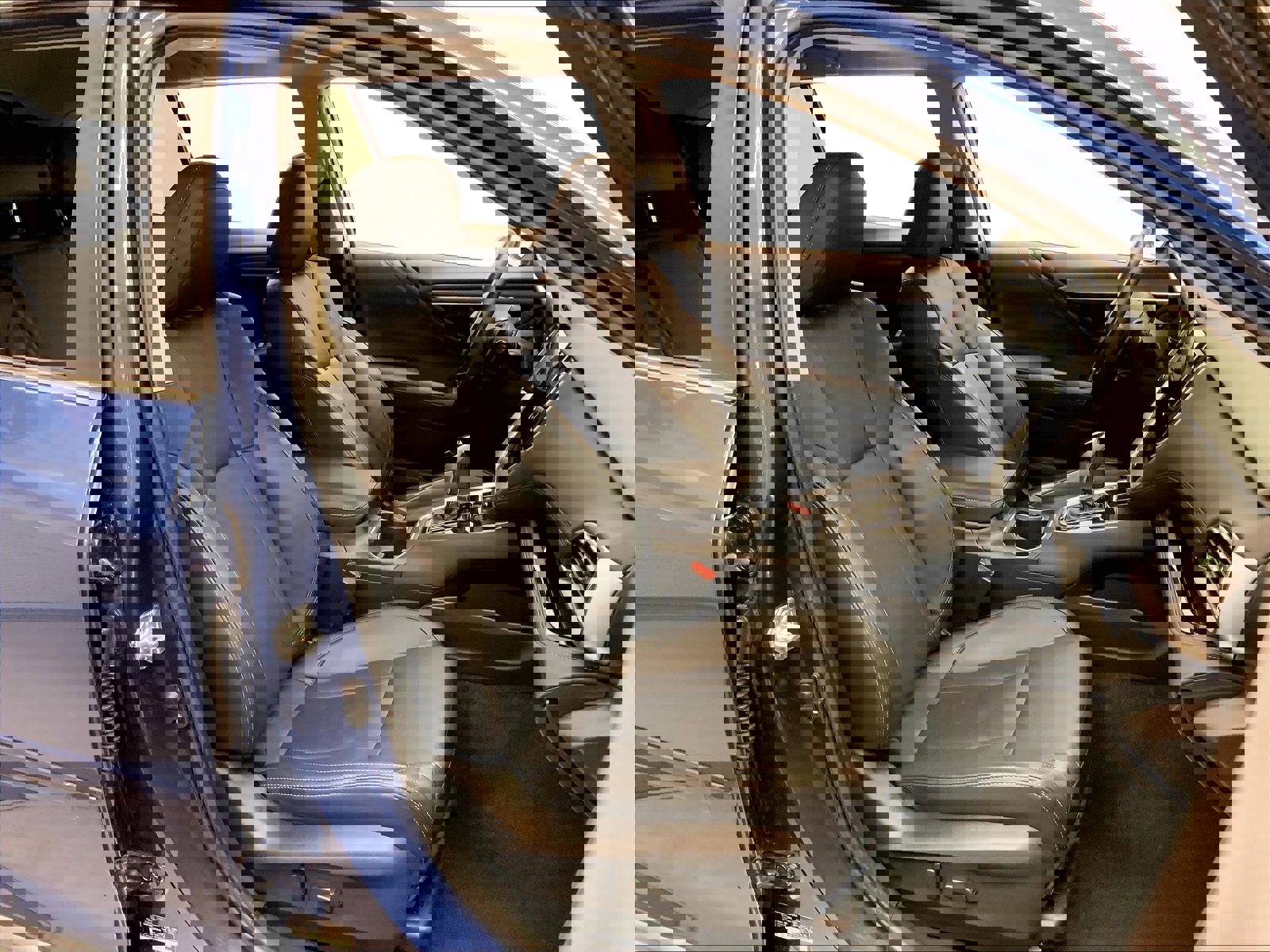 Used 2021 Subaru Outback Limited image 6