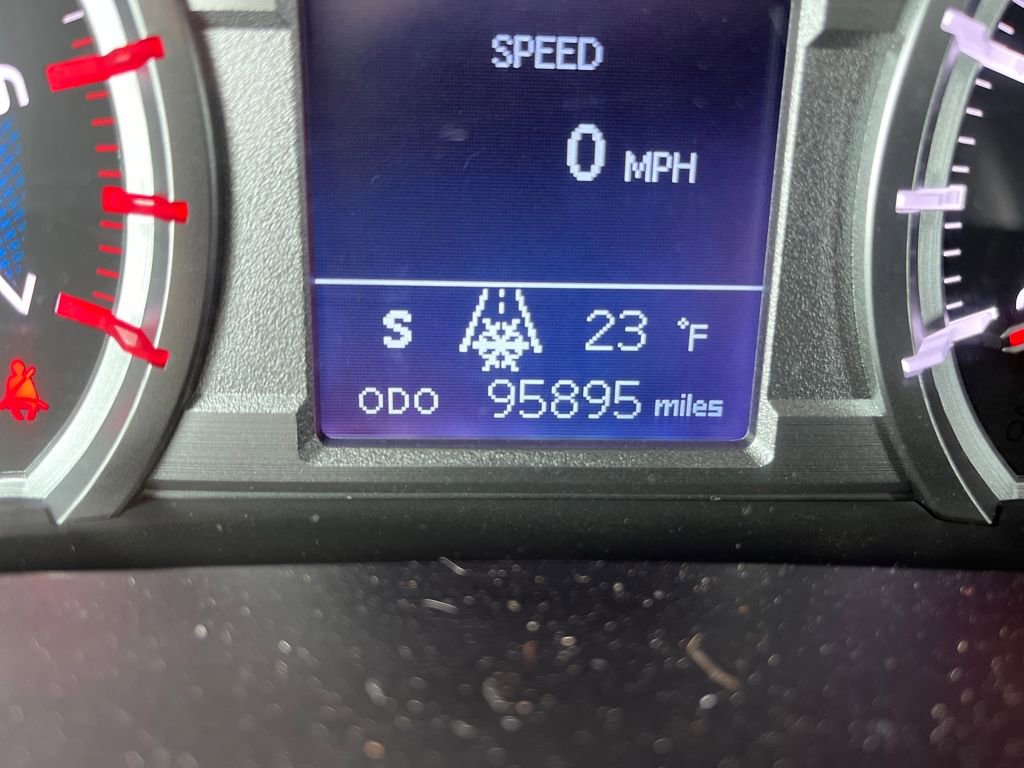 Used 2018 Toyota 4Runner SR5 image 16