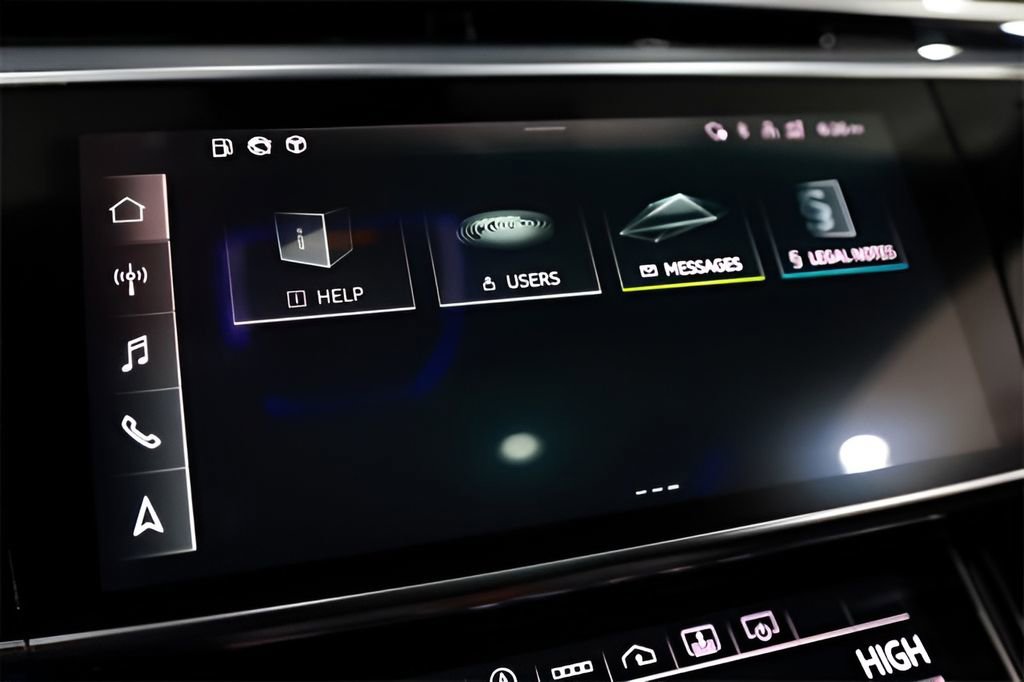 Used 2022 Audi S8 w/ S8 Executive Package image 40