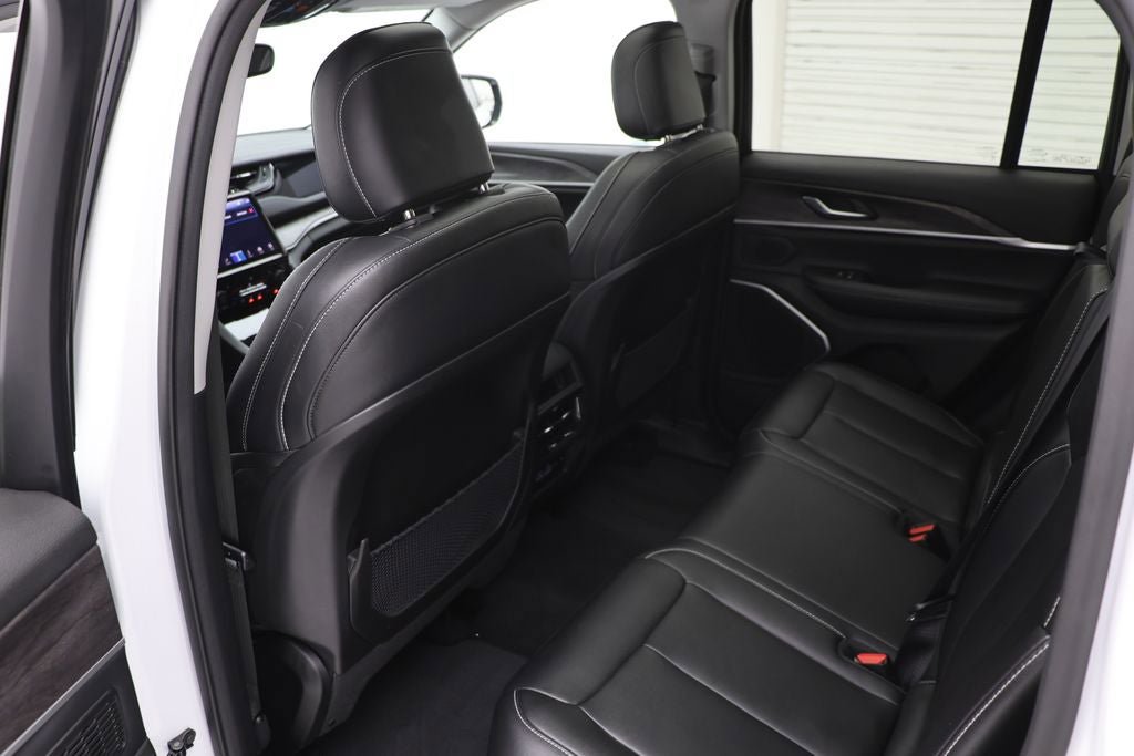 Used 2023 Jeep Grand Cherokee 4WD 4xe image 10