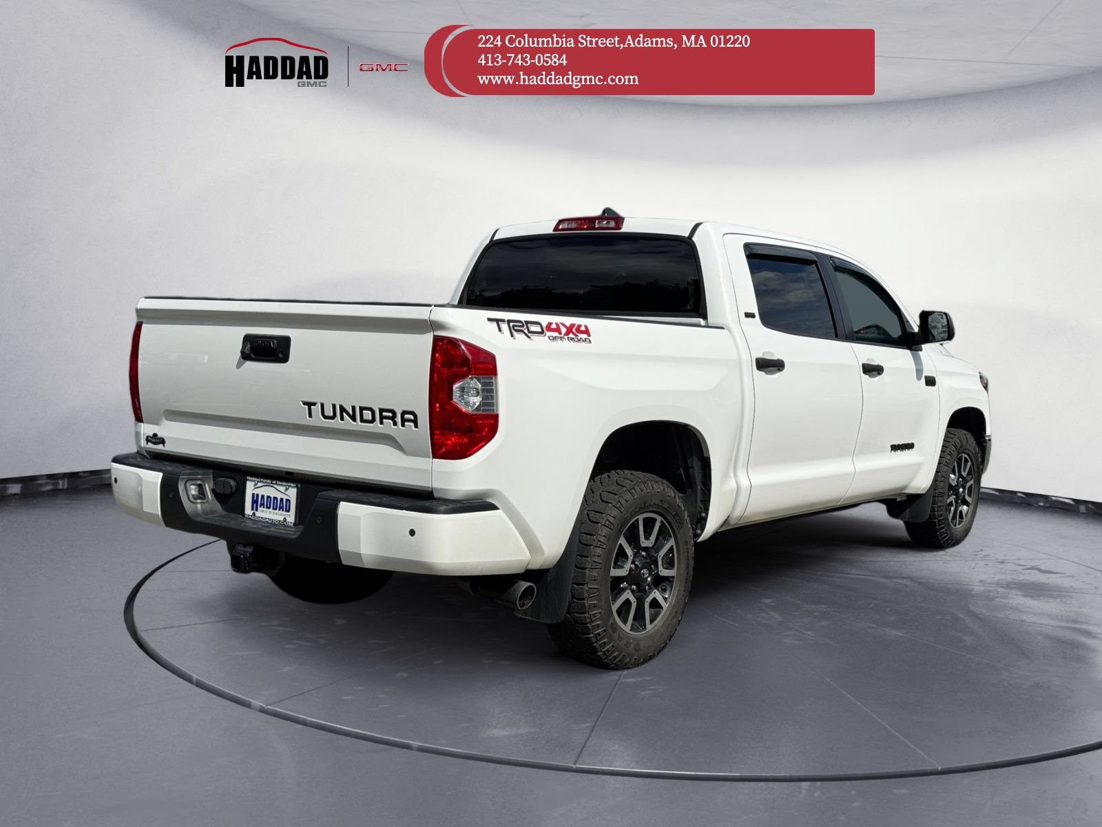 Used 2021 Toyota Tundra SR5 w/ TRD Off-Road Package AWD/4WD image 4