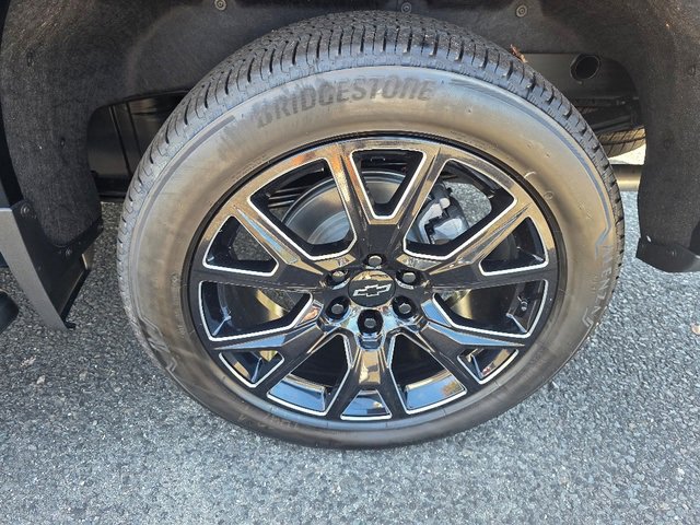 New 2026 Chevrolet Silverado 1500 High Country w/ High Country Premium Package image 7