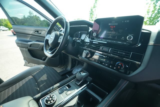 Used 2023 Nissan Pathfinder Rock Creek AWD/4WD image 38