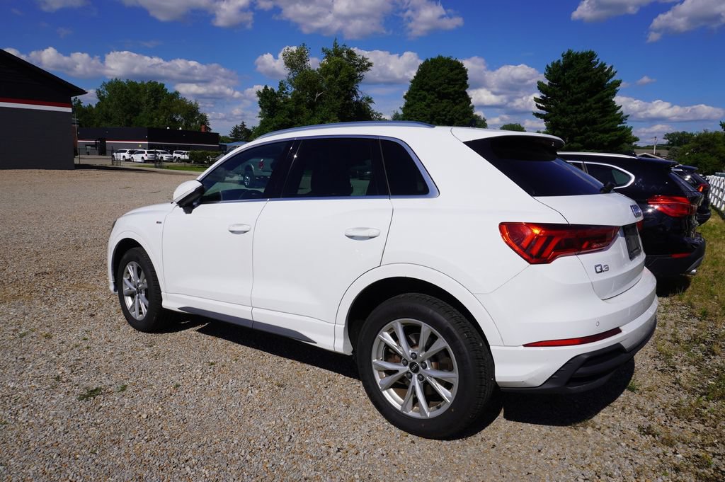 Used 2024 Audi Q3 2.0T Premium AWD/4WD image 5