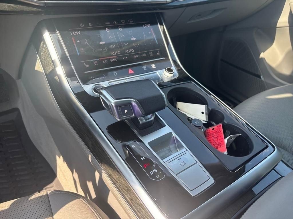 Used 2023 Audi Q7 3.0T Prestige image 21