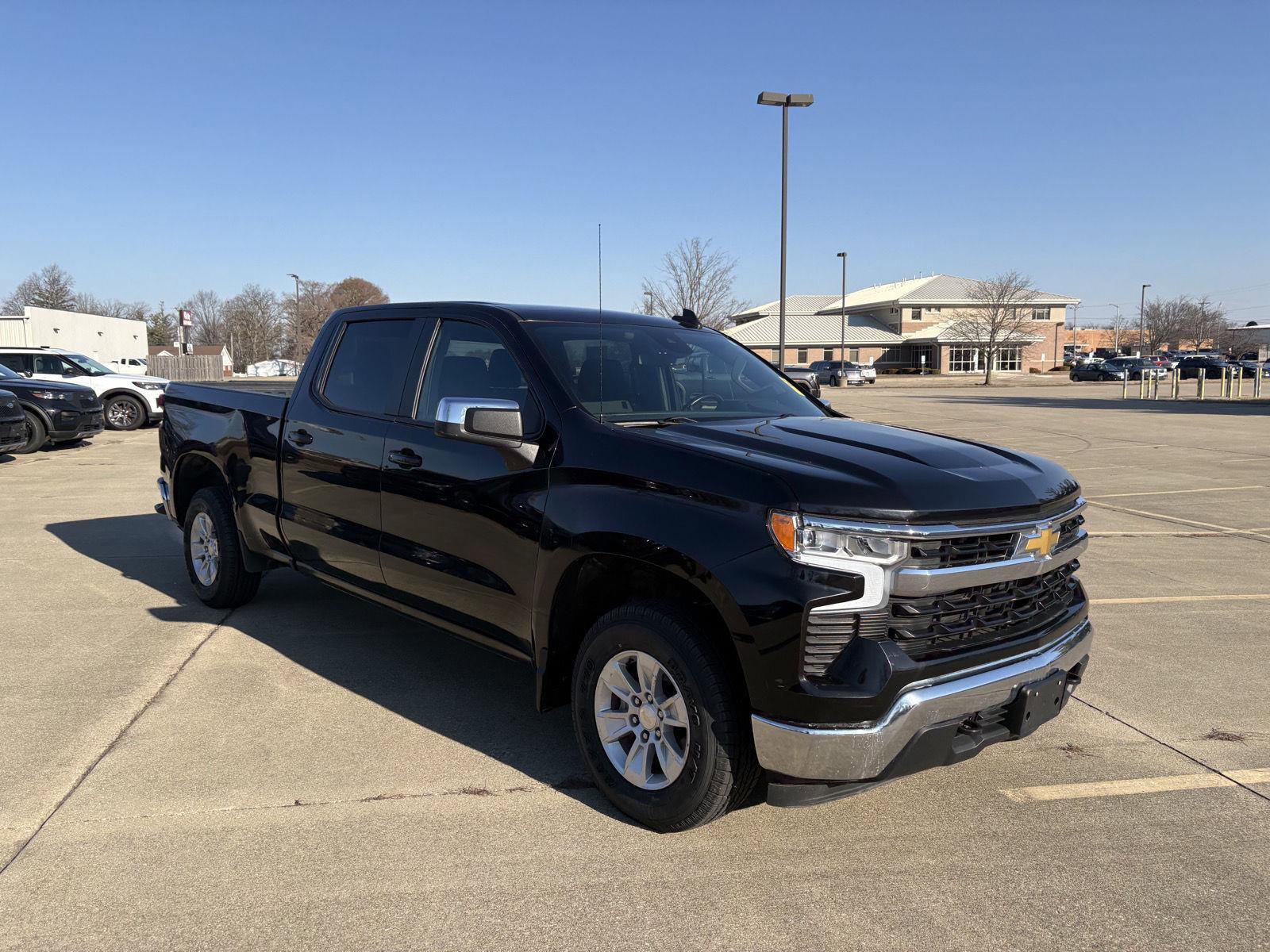 Used 2023 Chevrolet Silverado 1500 LT w/ Protection Package image 2