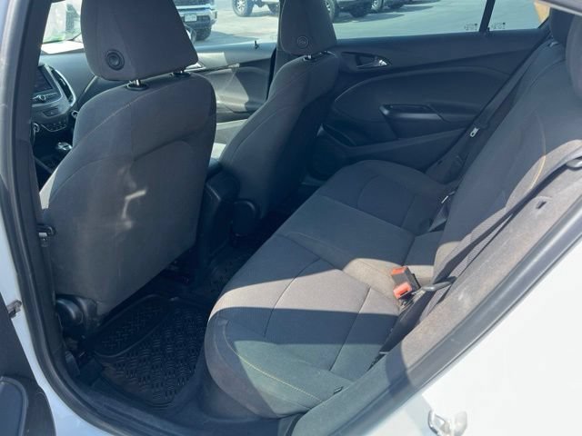 Used 2019 Chevrolet Cruze LS FWD image 26