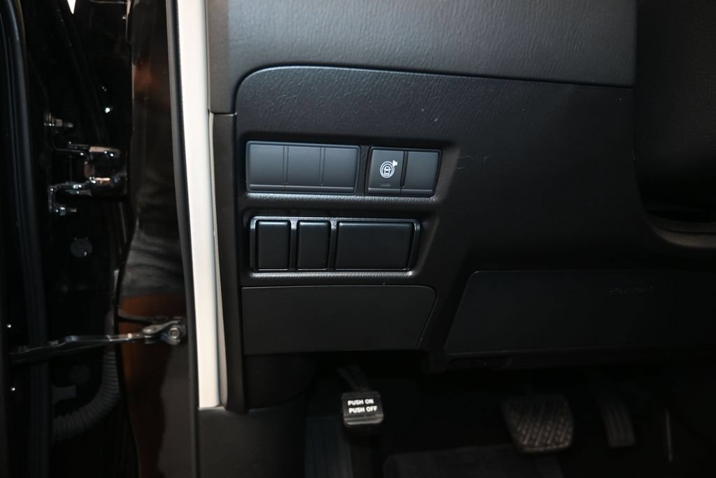 Certified 2024 Nissan Armada SV AWD/4WD image 12