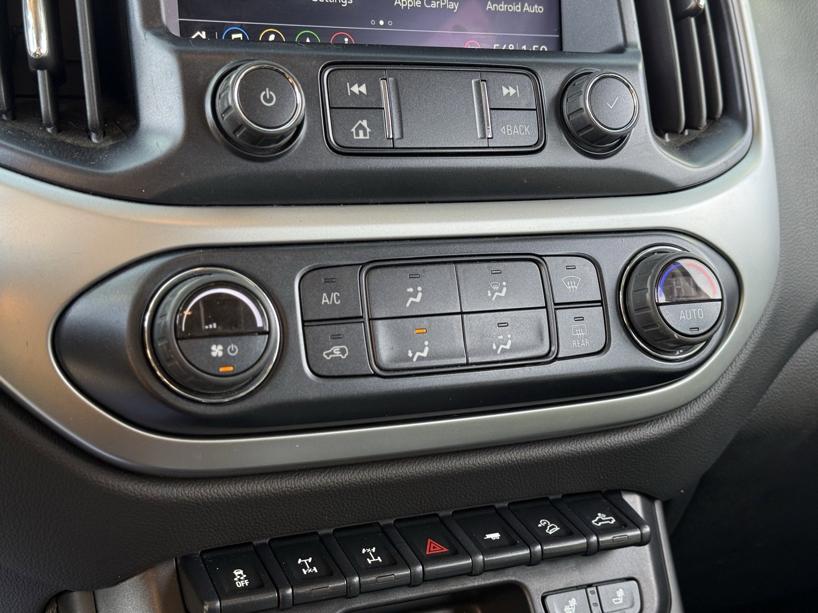 Used 2022 Chevrolet Colorado ZR2 image 24