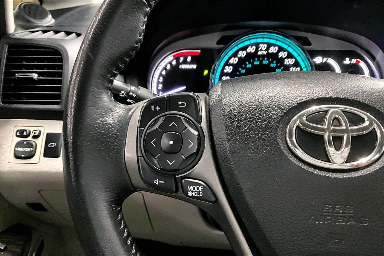 Used 2015 Toyota Venza XLE w/ XLE Premium Package FWD image 24