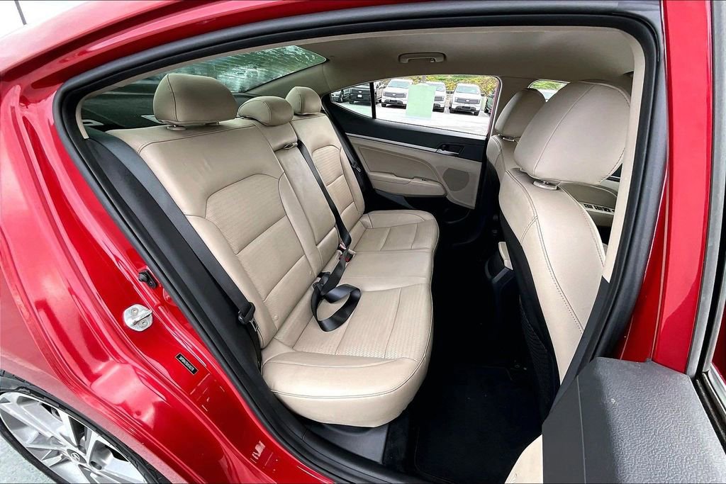 Used 2018 Hyundai Elantra Limited w/ Cargo Package image 29