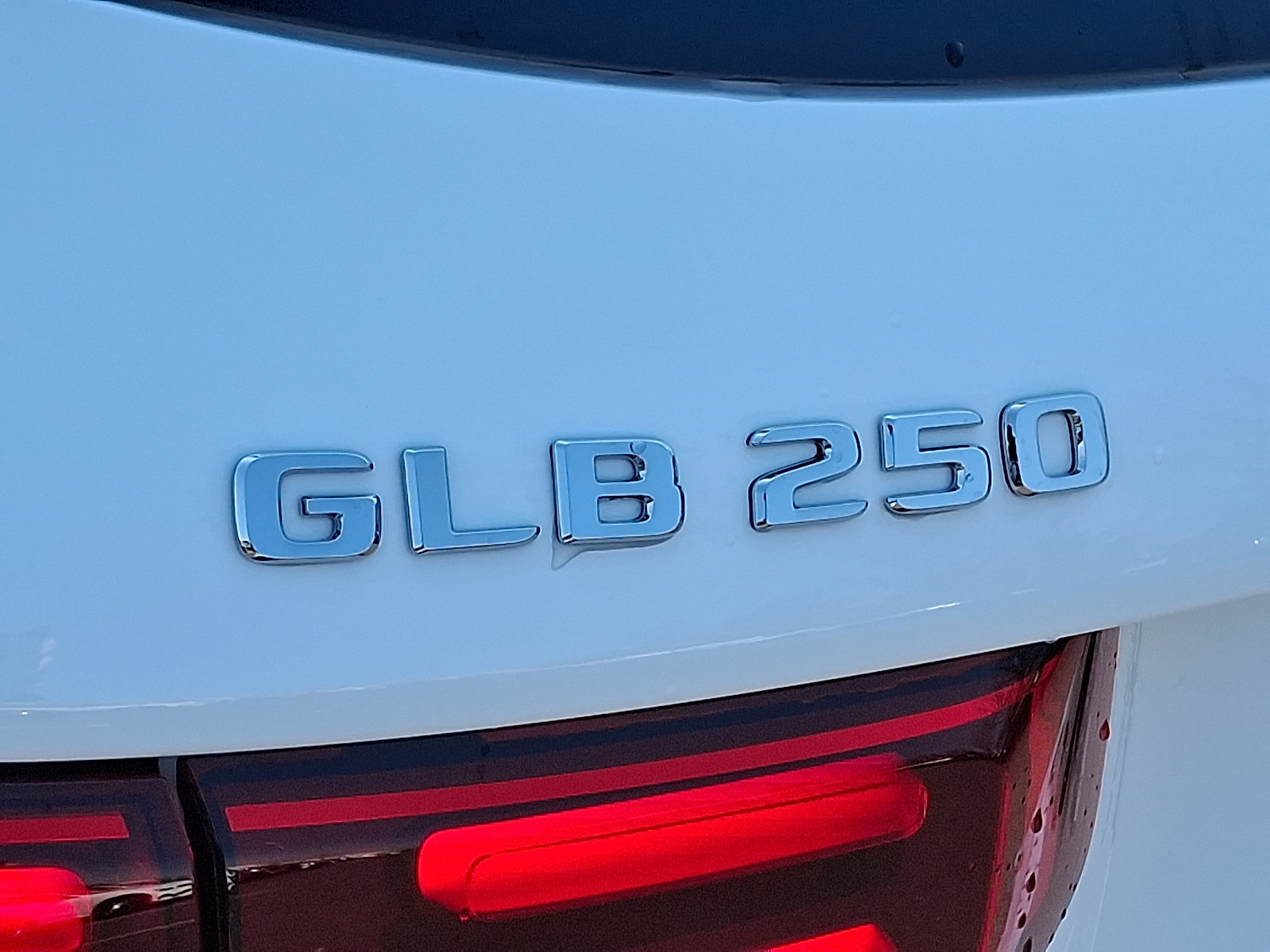 New 2026 Mercedes-Benz GLB 250 4MATIC image 22