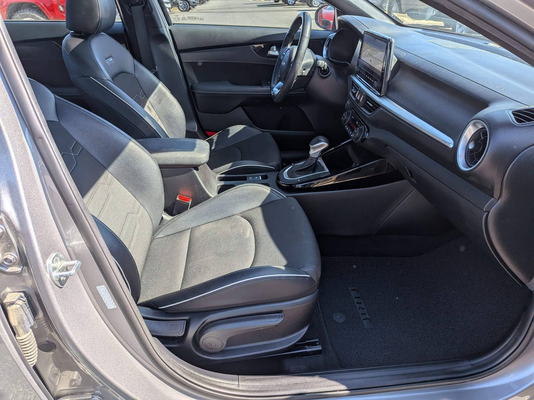 Used 2023 Kia Forte GT-Line w/ GT-Line Premium Package FWD image 38