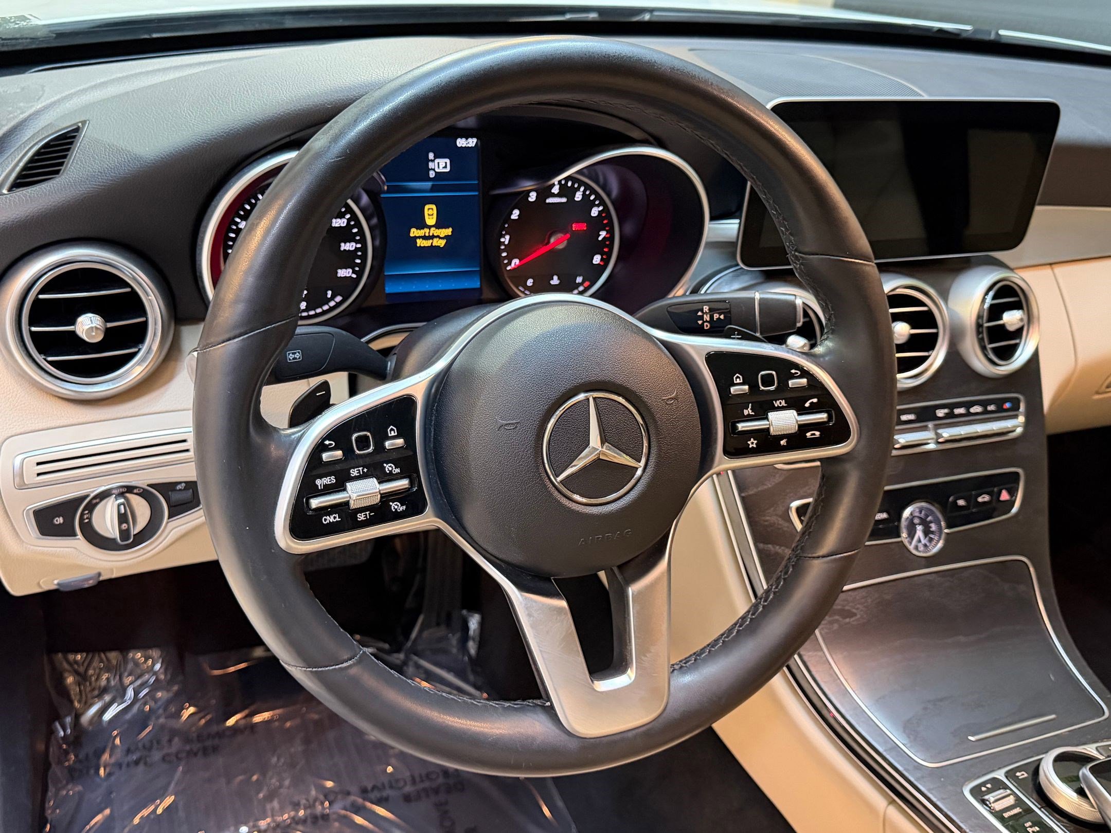 Used 2019 Mercedes-Benz C 300 4MATIC Sedan image 15
