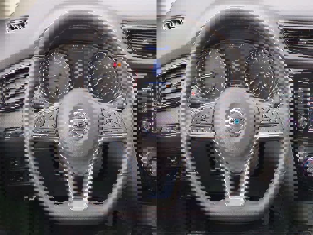 Used 2022 Nissan Rogue Sport SV w/ Technology Package image 22