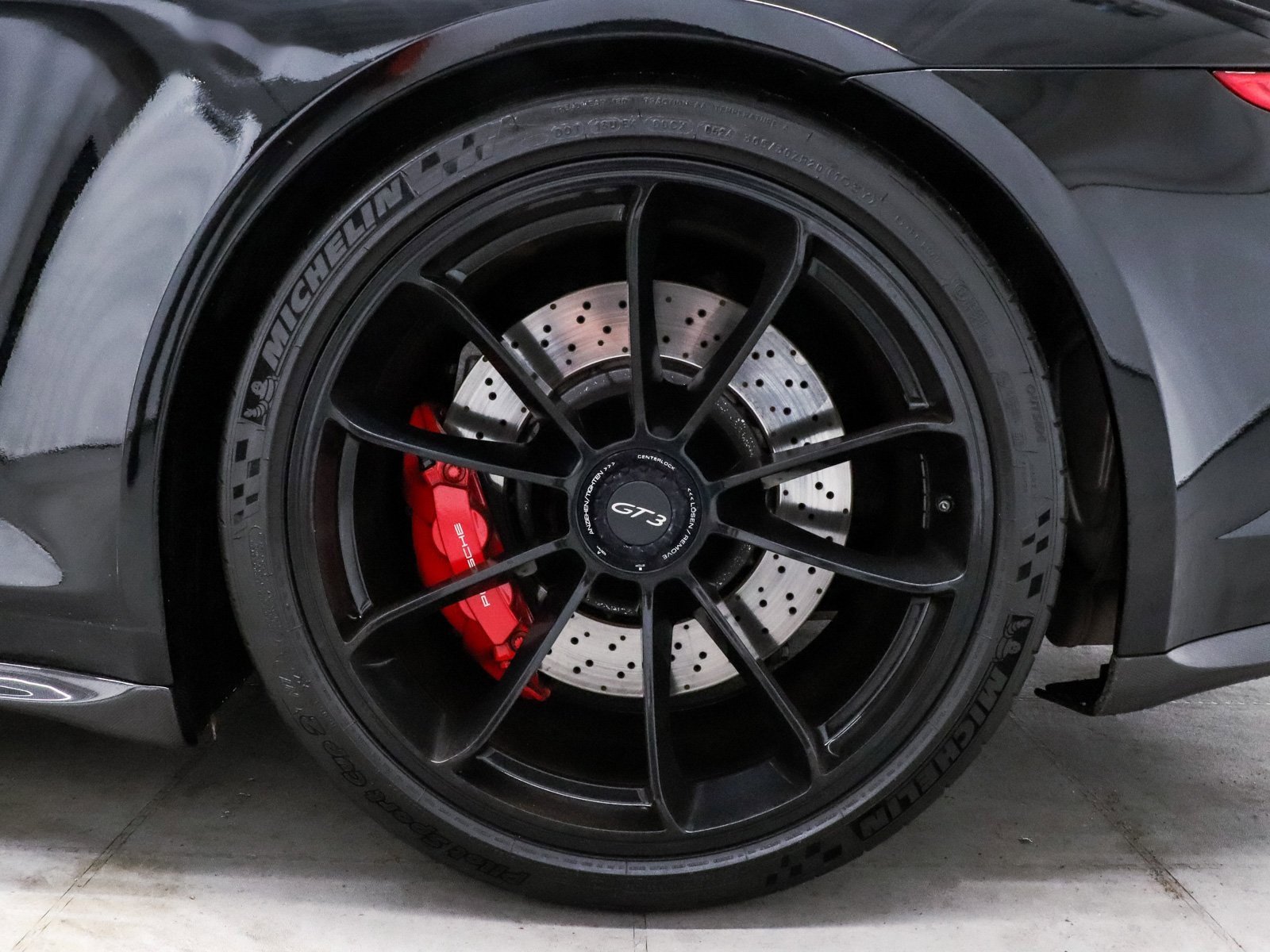 Used 2015 Porsche 911 GT3 image 9