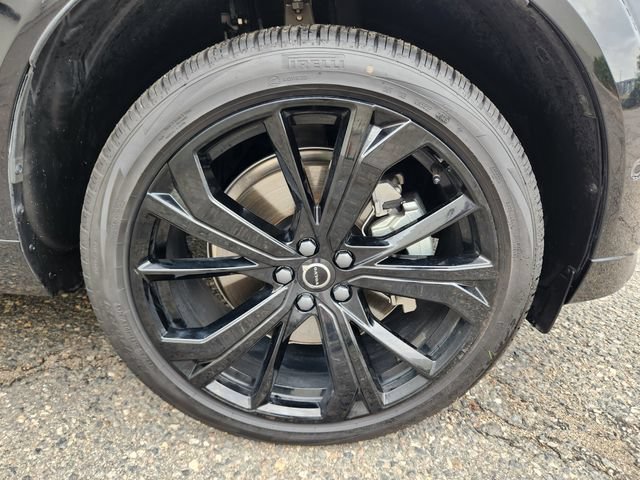 Certified 2026 Volvo XC60 B5 Ultra w/ Climate Package AWD/4WD image 20