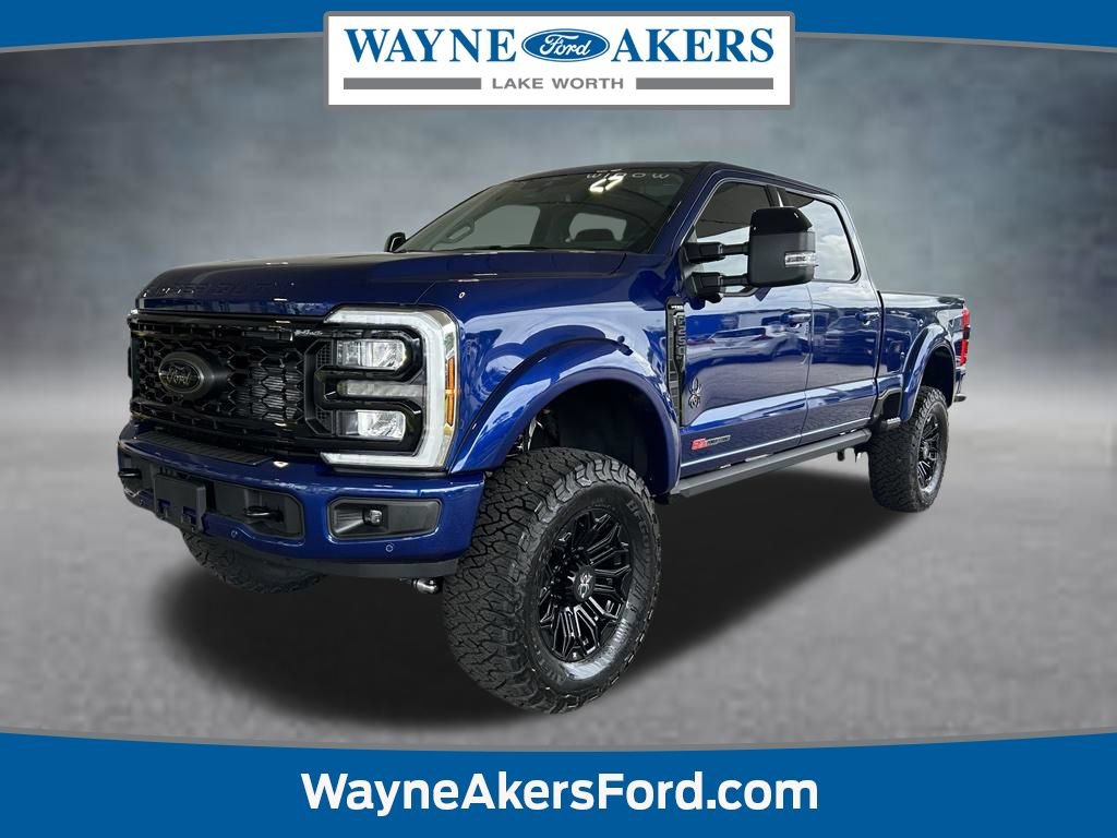 New 2026 Ford F250 Lariat w/ Black Appearance Package