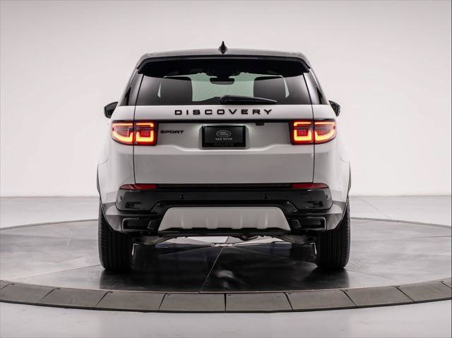 New 2026 Land Rover Discovery Sport Landmark AWD/4WD image 4
