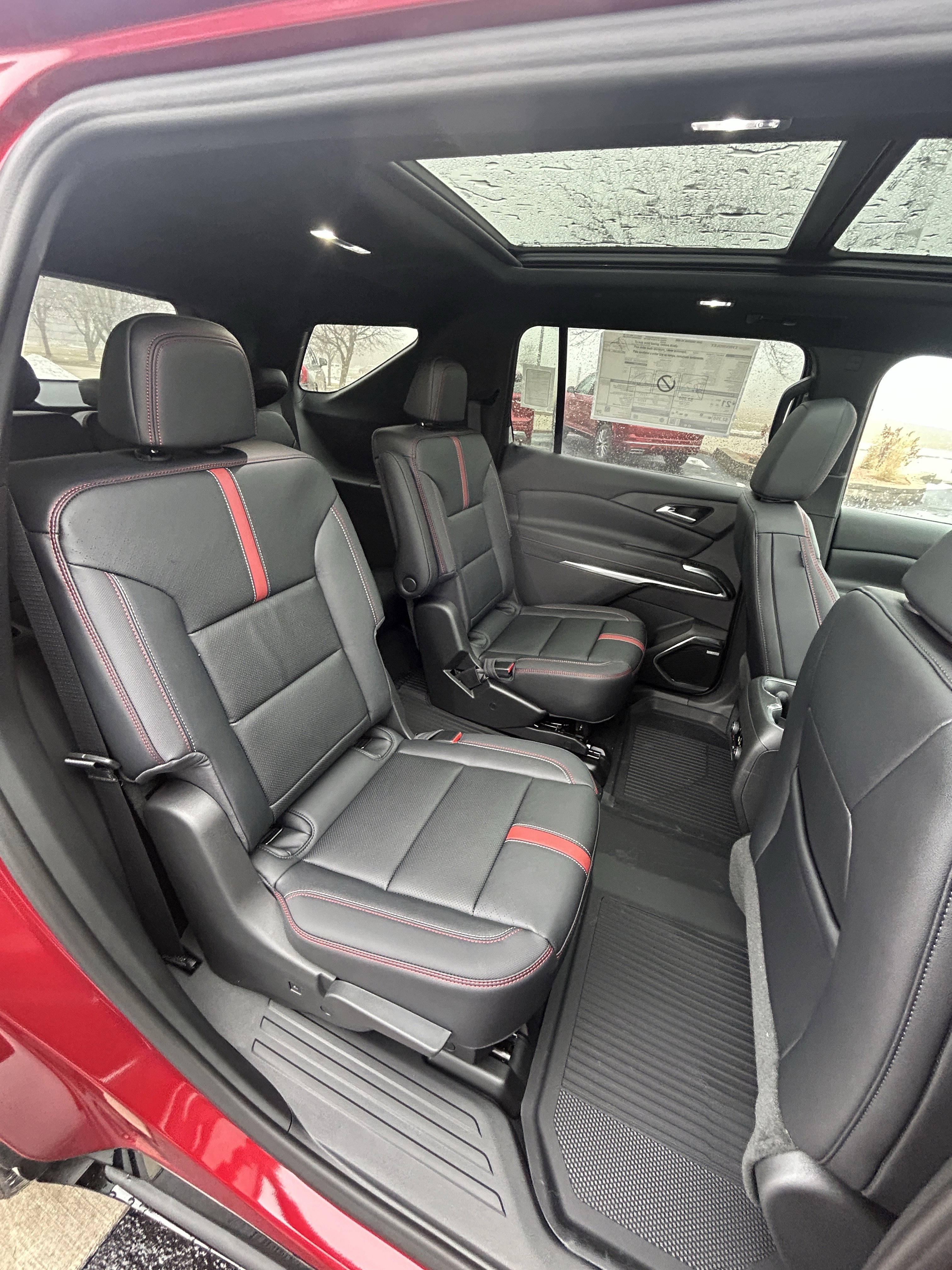 New 2026 Chevrolet Traverse RS w/ LPO, Floor Liner Package image 11