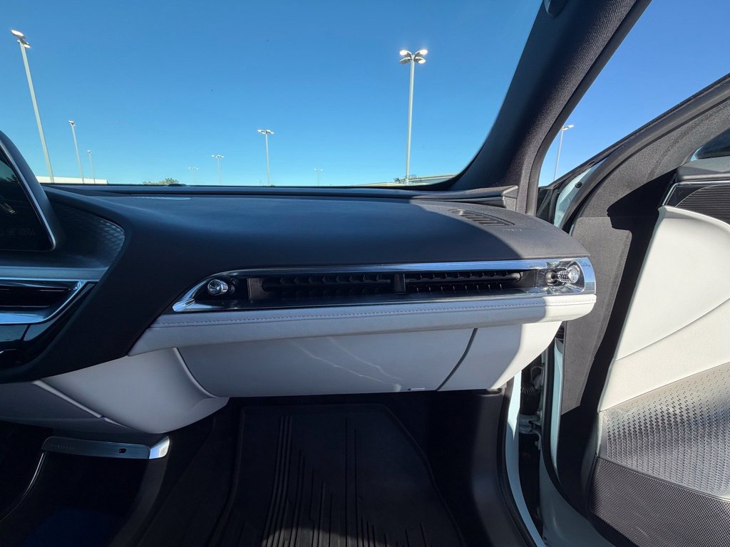 Certified 2024 Cadillac Lyriq Sport AWD/4WD image 31