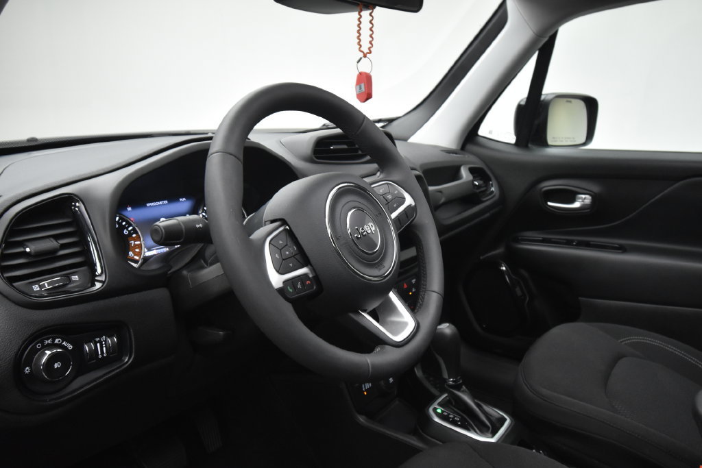Used 2023 Jeep Renegade Altitude w/ Sun/Sound Group AWD/4WD image 12