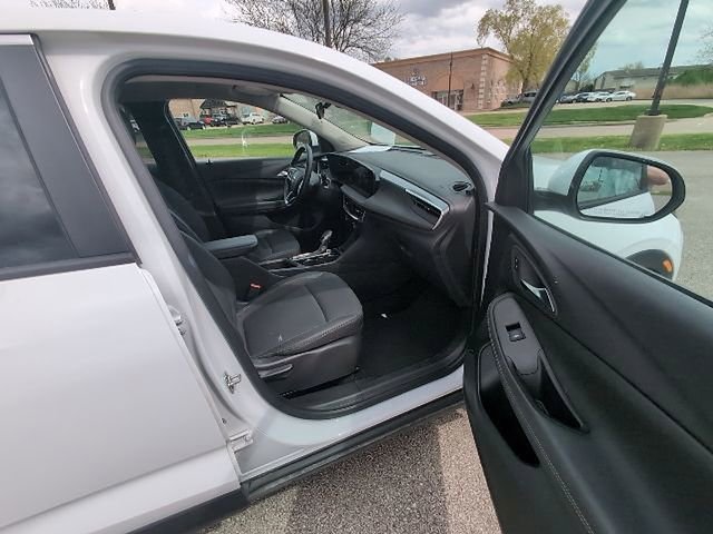 Used 2025 Buick Encore GX Preferred image 3