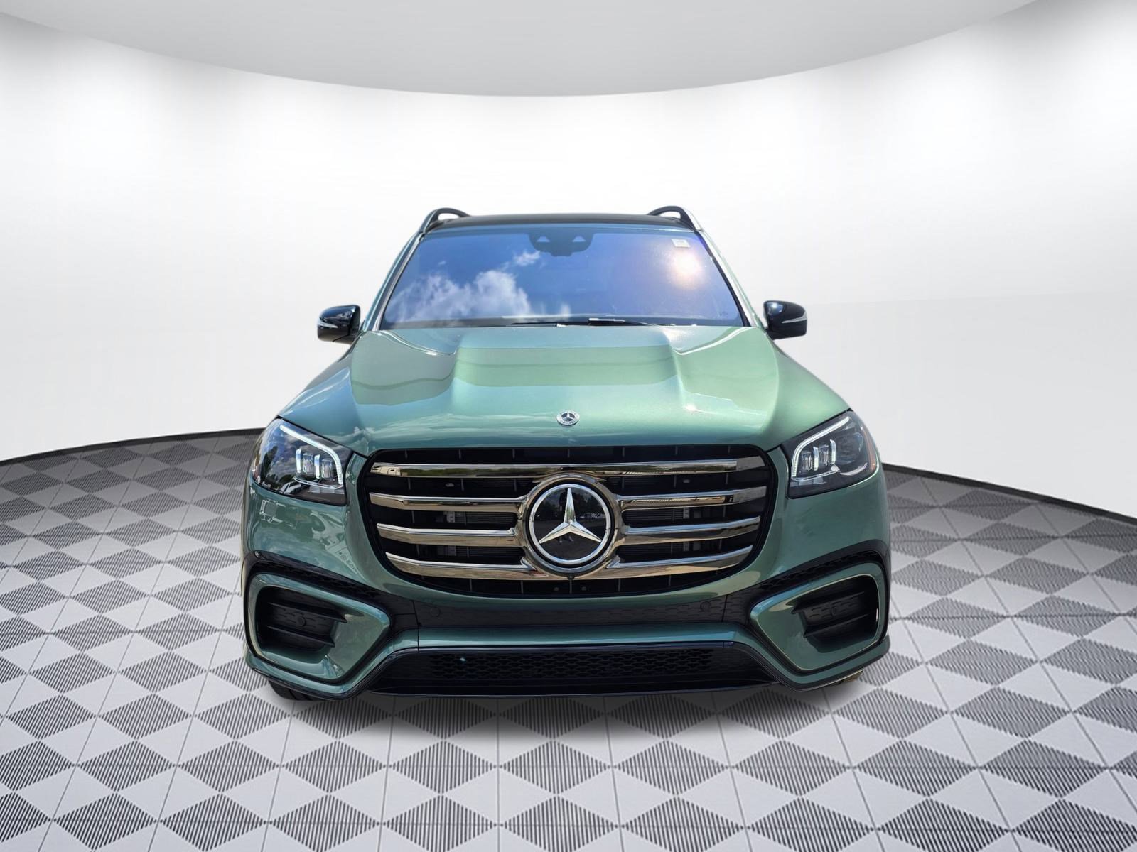 New 2026 Mercedes-Benz GLS 450 4MATIC image 4