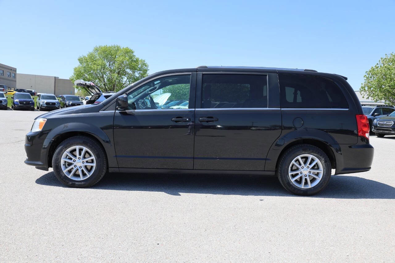 Used 2019 Dodge Grand Caravan SXT FWD image 8