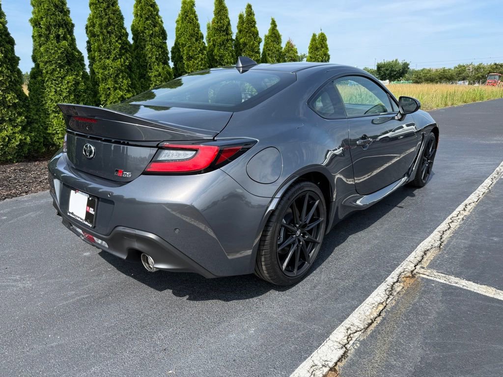 Certified 2025 Toyota GR86 Premium RWD image 2