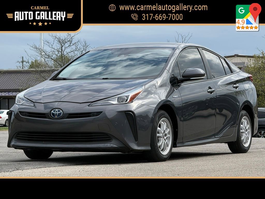 Used 2019 Toyota Prius LE image 1