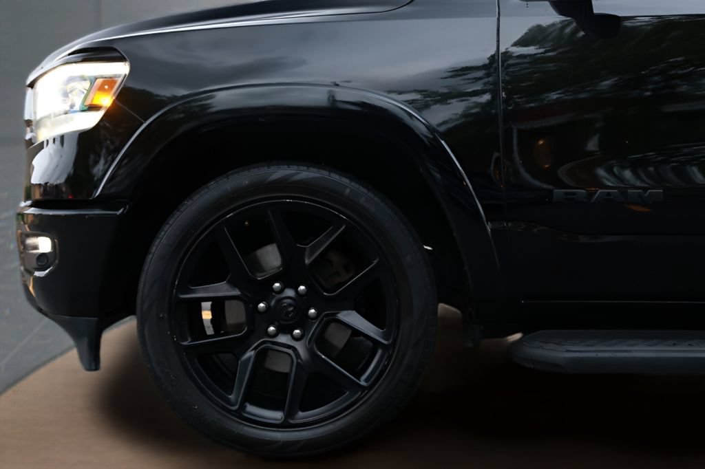 Used 2021 RAM 1500 Laramie AWD/4WD image 6