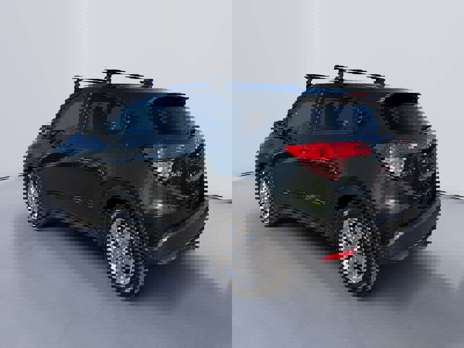 Used 2017 Honda HR-V EX image 5