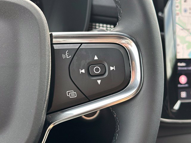 Certified 2023 Volvo XC40 B5 Ultimate w/ Climate Package AWD/4WD image 27