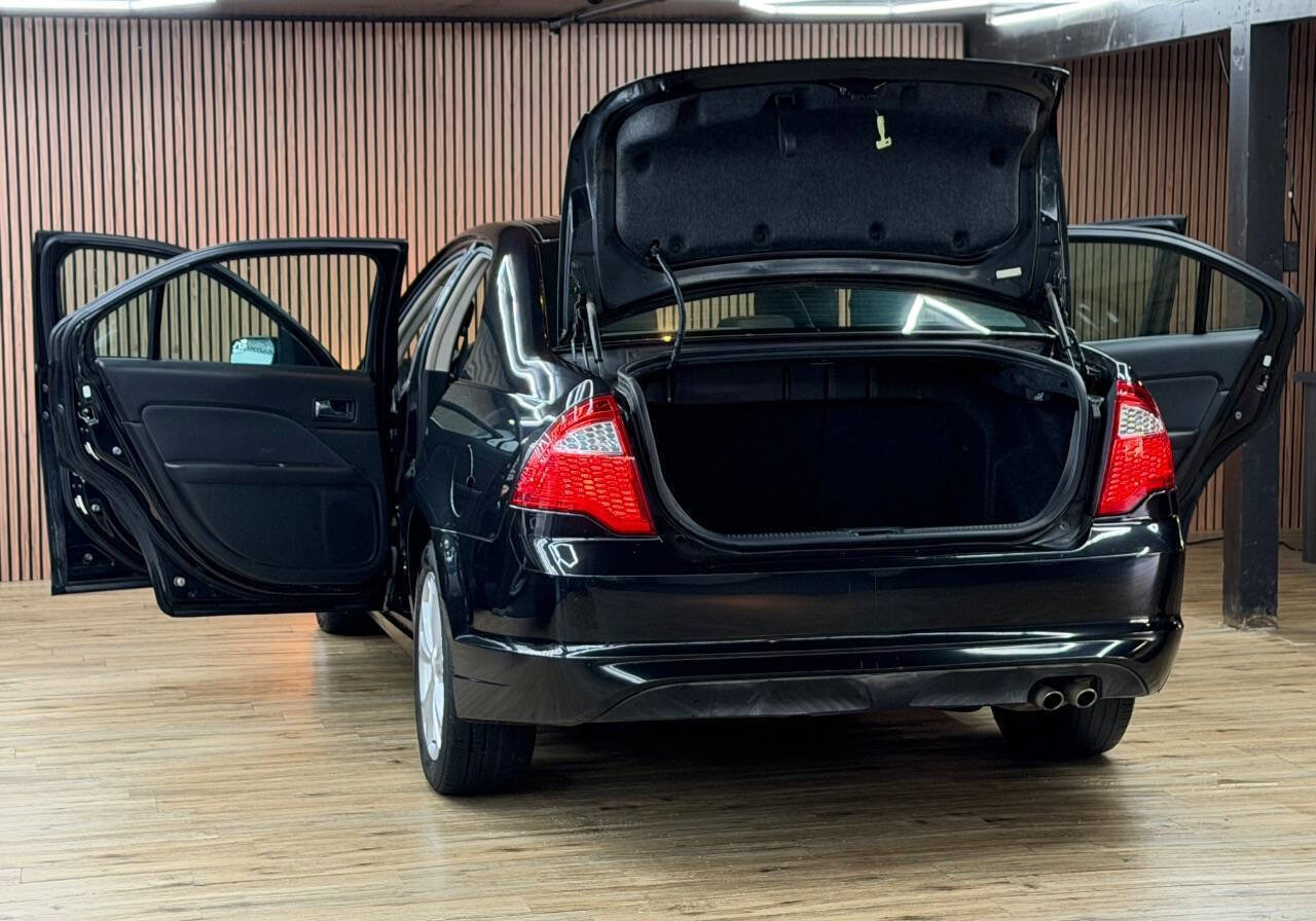 Used 2012 Ford Fusion SE image 9
