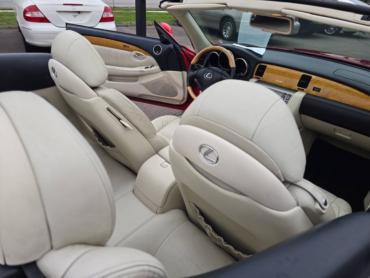 Used 2002 Lexus SC 430 Convertible RWD image 24