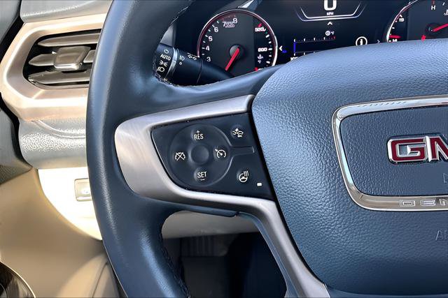 Used 2023 GMC Acadia Denali w/ Denali Technology Package image 13