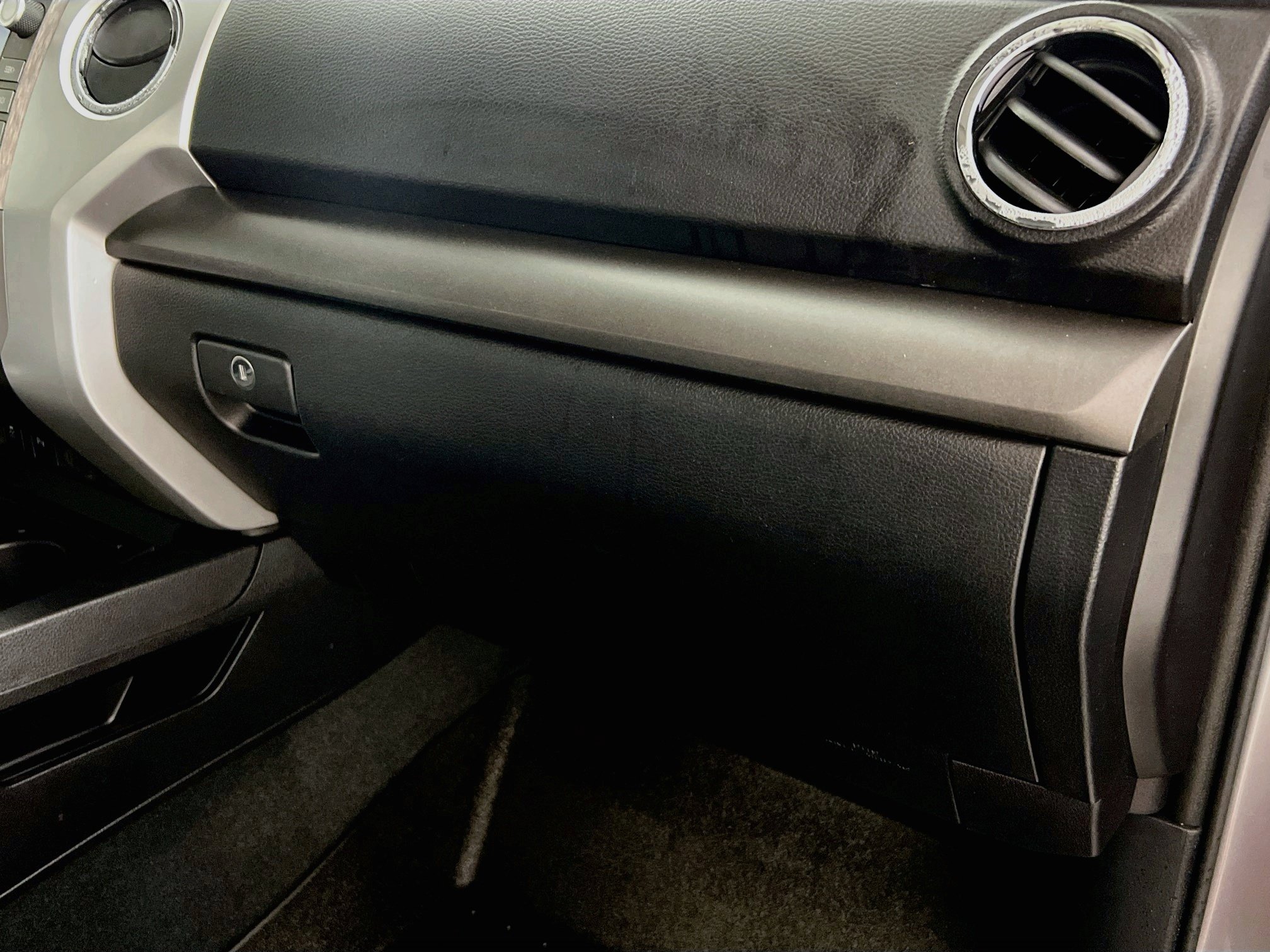 Used 2021 Toyota Tundra SR5 RWD image 33