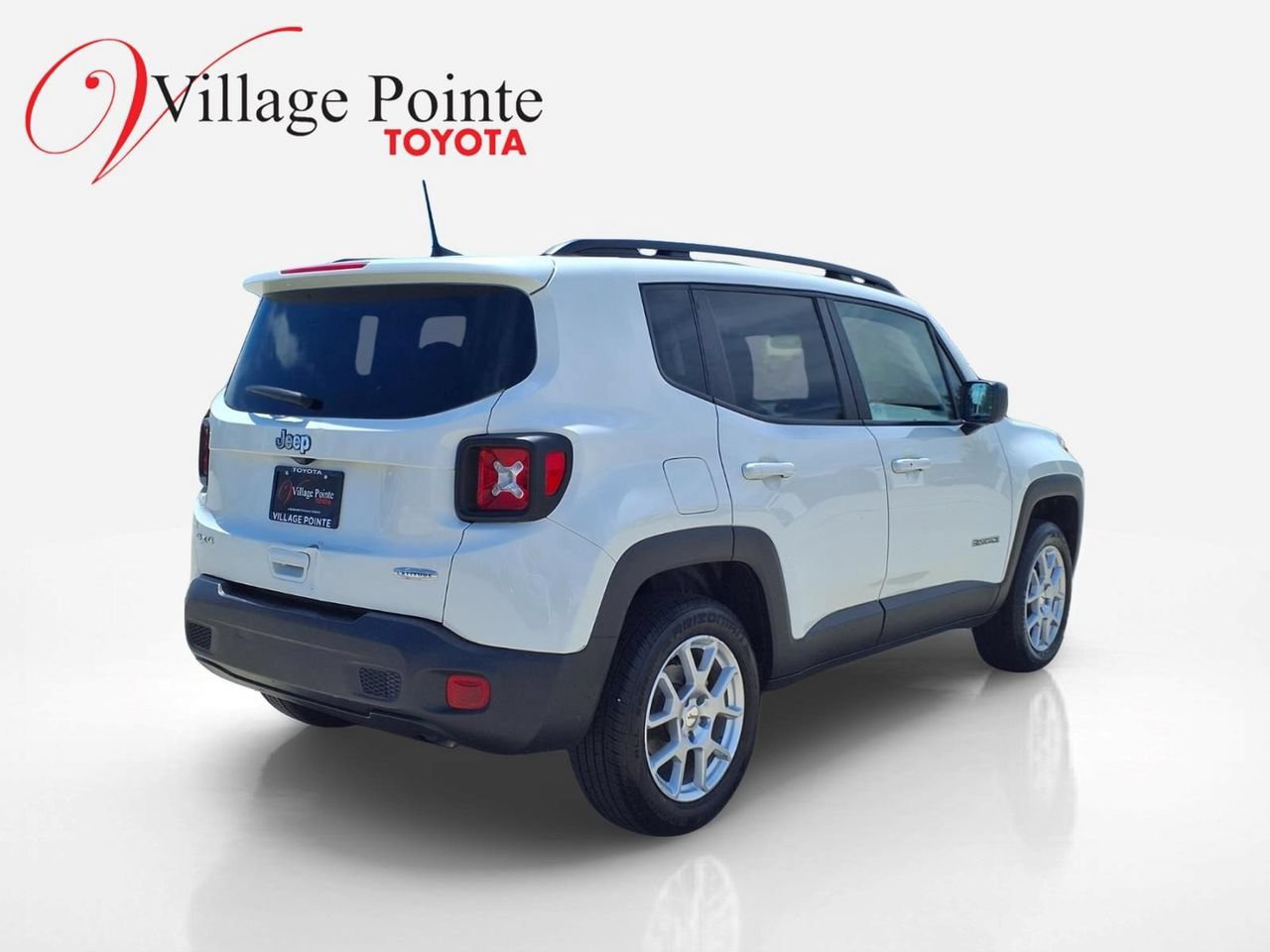 Used 2022 Jeep Renegade Latitude AWD/4WD image 6