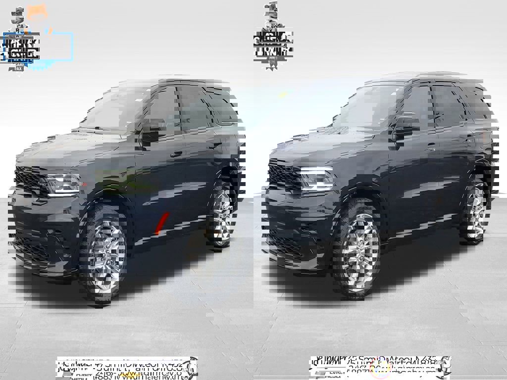 Used 2023 Dodge Durango GT image 2