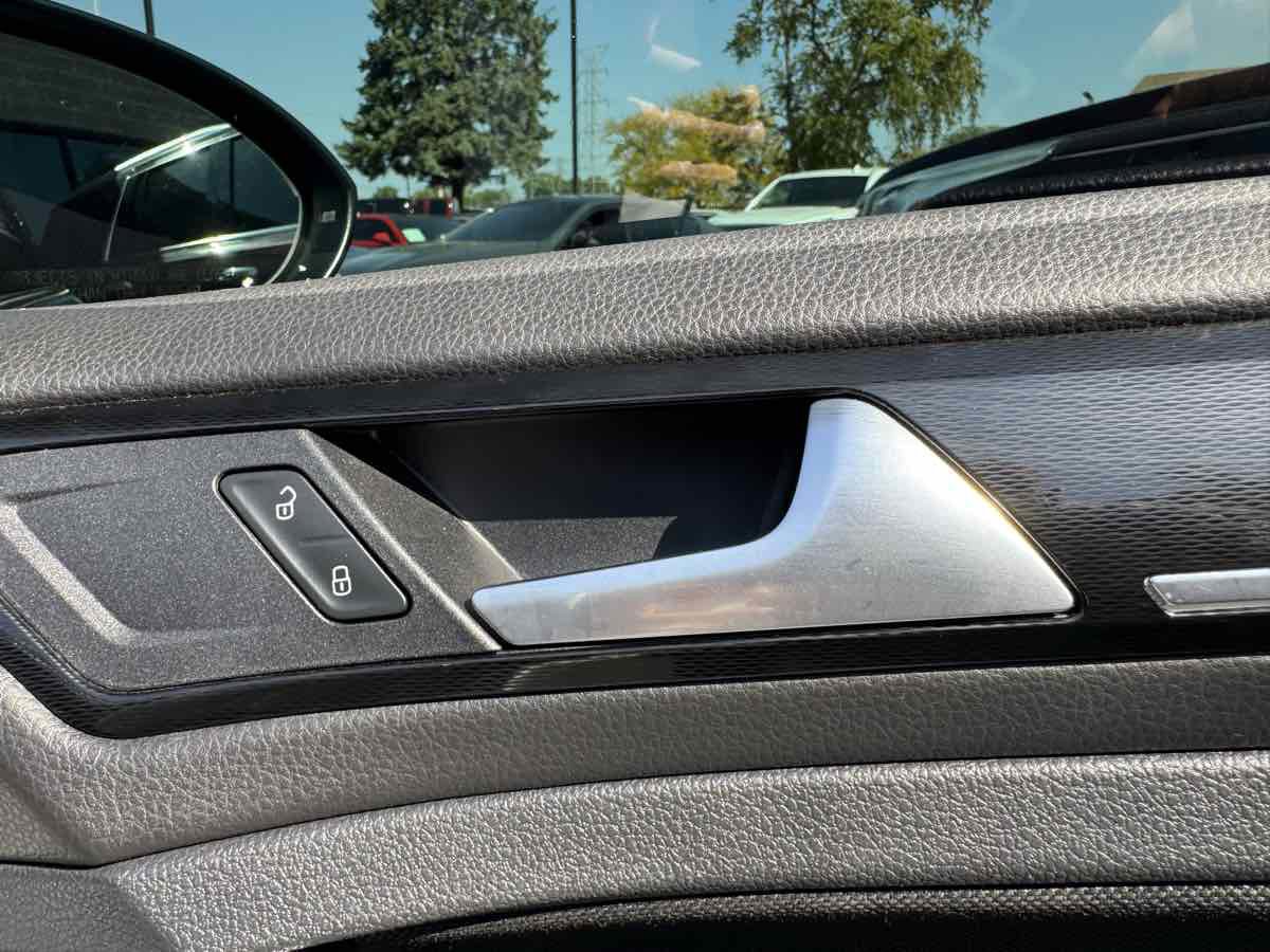 Used 2016 Volkswagen GTI S image 31