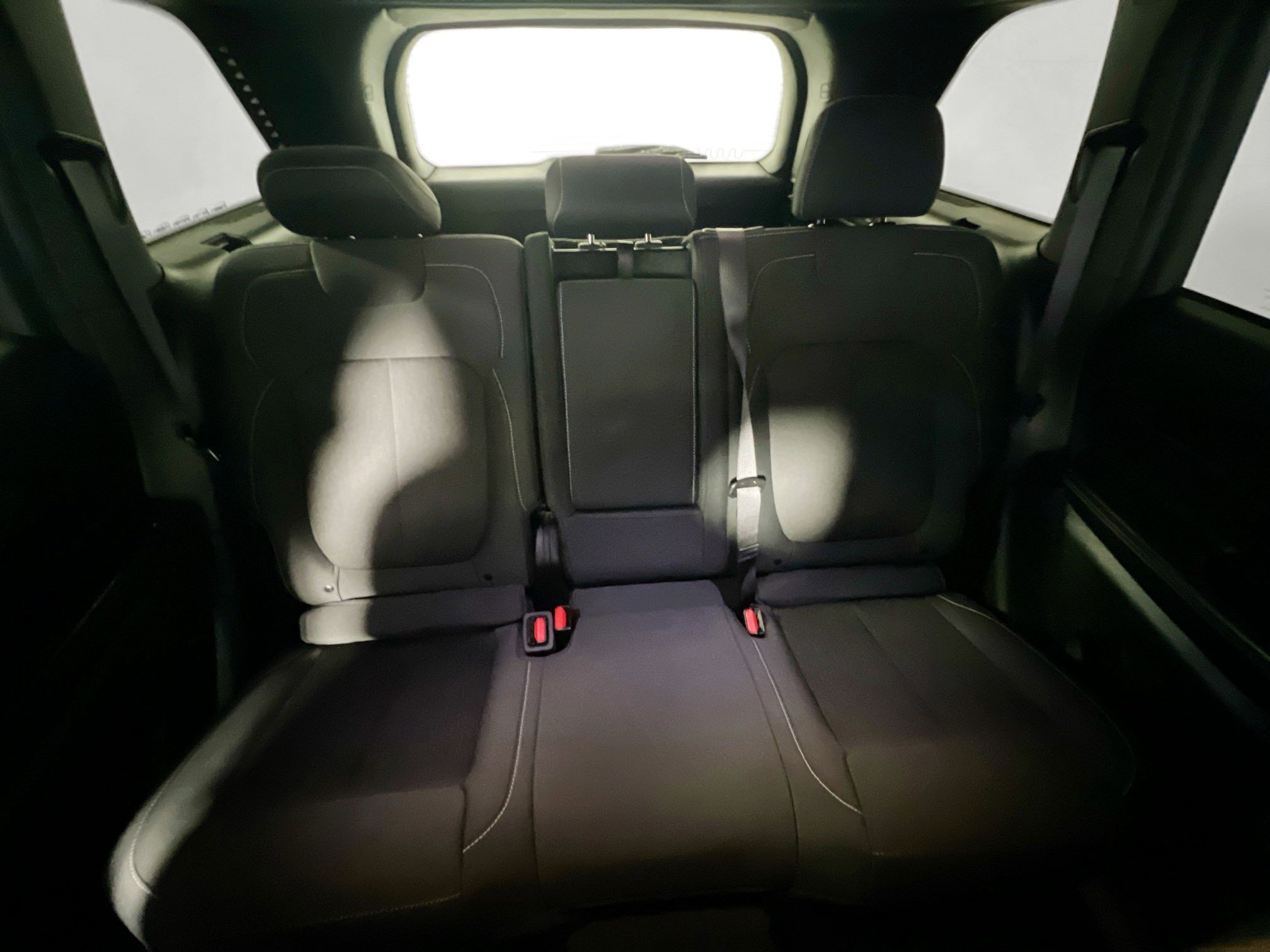 Used 2024 Jeep Grand Cherokee Laredo w/ Trailer Tow Package image 33