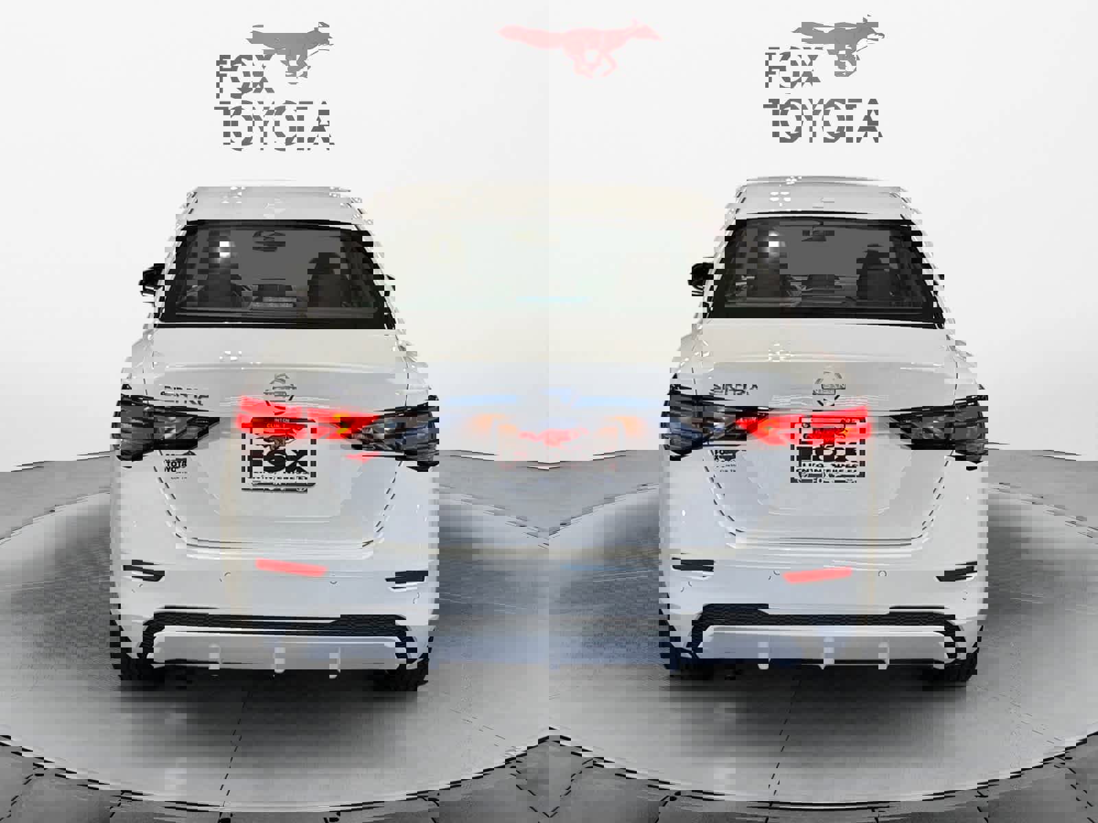 Used 2025 Nissan Sentra SV image 5